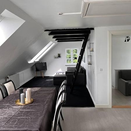 Stor Rummelig Lejlighed Med Egen P-Plads Kolding Exterior foto